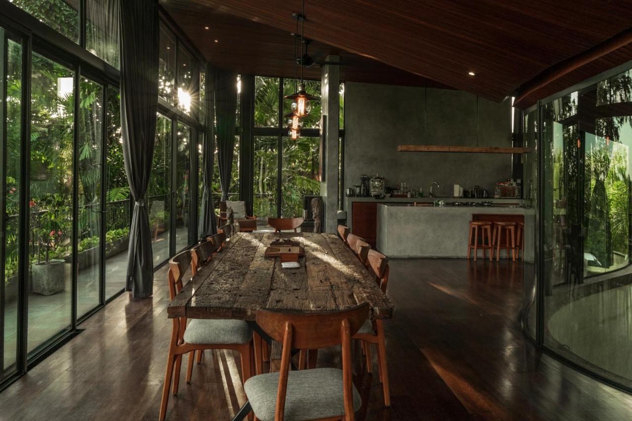 The Flow House Villa